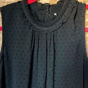 DR2 Sleeveless Blouse